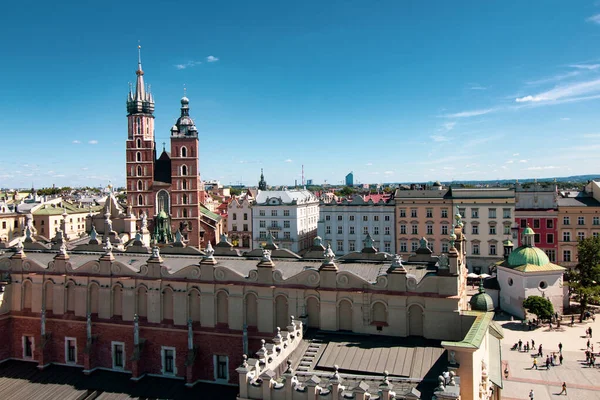 Meryem Ana Kilisesi, krakow Pazar Meydanı