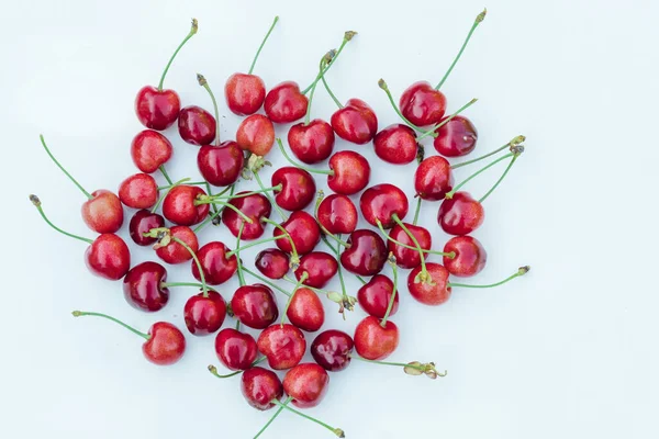 Viele Süße Rote Kirschen Nahaufnahme Rote Kirschen Isoliert Auf Weißem — Stockfoto