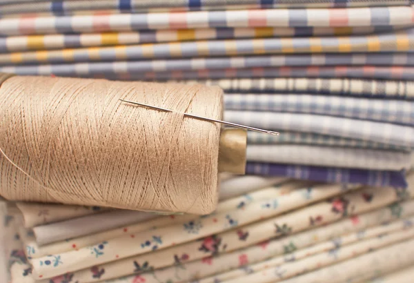 Thread and needle for patchwork — Stock Photo, Image