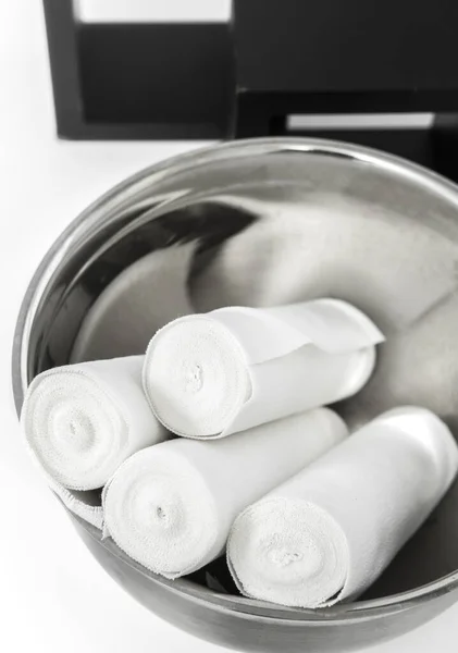 Cosmetological bandages for anti-cellulite wrap in the beauticians office . Spa treatments in the salon — Stock Photo, Image