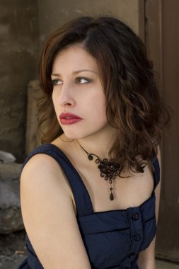 genç bir kadın portresi