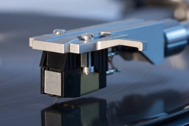 Tonearm