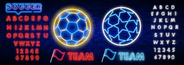 Ballon de football au néon. 2022 Icônes au néon du Qatar. Football club enseigne au néon, enseigne lumineuse, bannière lumineuse. Logo, emblème et étiquette du football. Édition de texte au néon — Image vectorielle