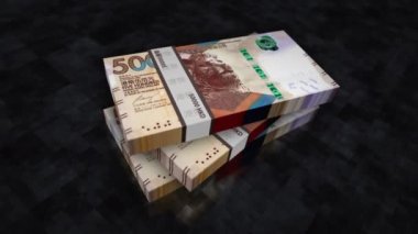 Hong Kong Doları para yığını. Ekonomi, bankacılık, iş, kriz, durgunluk, borç ve finans konularının kavramı. 500 HKD banknotları canlandırmayı desteler.