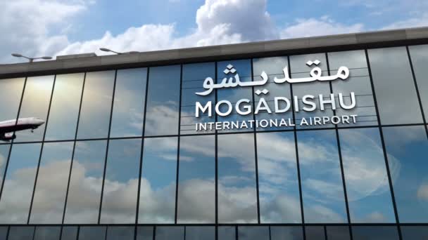 Repülőgép Landolás Mogadishu Szomália Renderelés Animáció Érkezés Városba Üveg Repülőtér — Stock videók