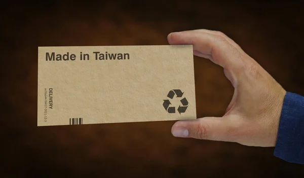 台湾のボックス生産ラインで作られた 製造と配送 製品工場と輸出 アブストラクトコンセプト3Dレンダリングイラスト — ストック写真