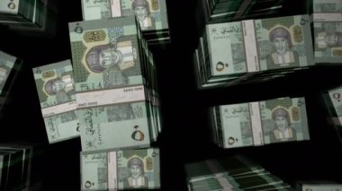 Umman Rial para paketi döngüsü. OMR banknotları üzerinden uçuş üst görünümü destekler. Üç boyutlu, kusursuz bir animasyon. Ekonomi, kriz, iş ve finans konsepti.