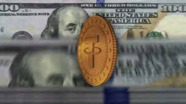 Şifreli USDT altın paralarını 100 doların üzerinde bağla. ABD banknot sayma, işlem ve engelleme teknolojisi. Döngüsüz ve kusursuz soyut 3D arkaplan kavramı.