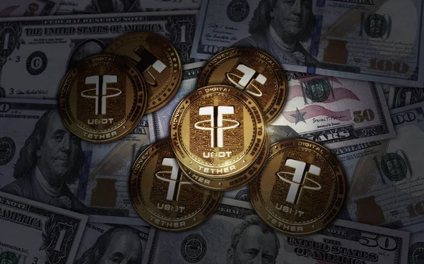 Tether Usdt Moneta Stabile Criptovaluta Moneta Oro Sopra Banconote Dollaro — Foto Stock