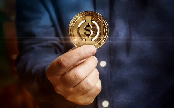 Usdc Usd Coin Stablecoin Cryptocurrency Χρυσό Νόμισμα Στο Χέρι Αφηρημένη — Φωτογραφία Αρχείου