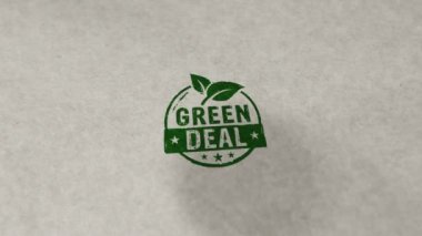 Green Deal damgası döngüye alınabilir ve kusursuz bir animasyon. El damgası darbesi. 55 kişilik Avrupa Uyumu ve sera gazı emisyonlarını 3 boyutlu döngü kavramını küçültme.