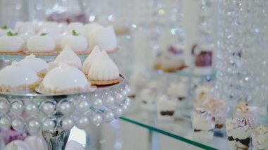 Şölen Salonundaki Çikolata. Çok Türlü Tatlı