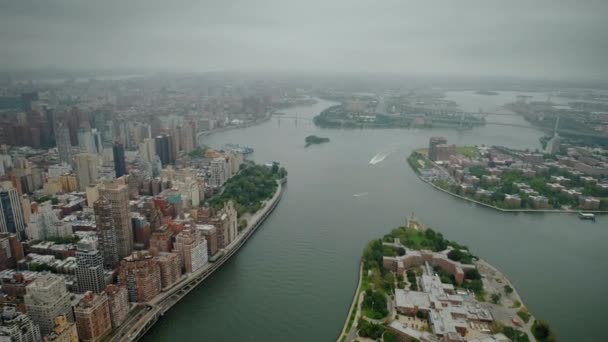 Aerial close up view of Manhattan Financial District, New York — Stockvideo
