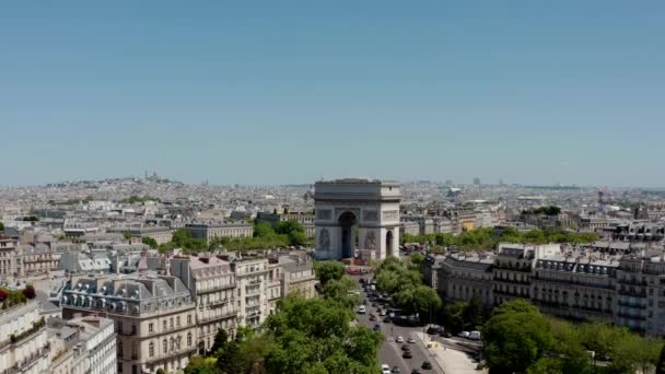 Drohne Luftaufnahme des Triumphbogens, Paris, Frankreich — Stockvideo