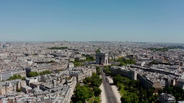 Drone Vista aérea del Arco del Triunfo, París, Francia. Amplio tiro — Vídeos de Stock