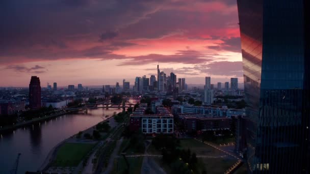 Flygdrönare Utsikt Över Frankfurt Main Cityscape Bild Frankfurt Main Solnedgången — Stockvideo