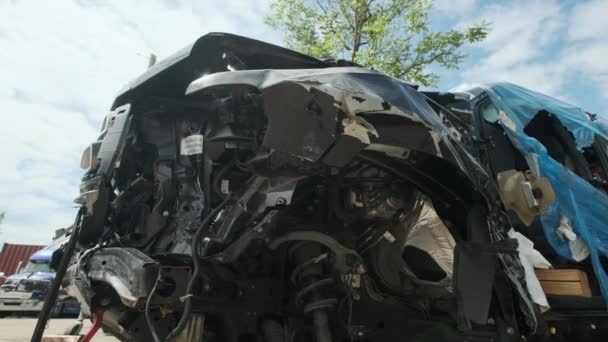 Broken Car Accident Damaged Serious Car Accident Collision High Quality — Αρχείο Βίντεο