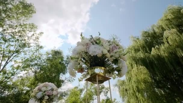 Floral Decorations Flowers Pastel Faded Colors Frame Wedding Ceremony Park — Stock Video