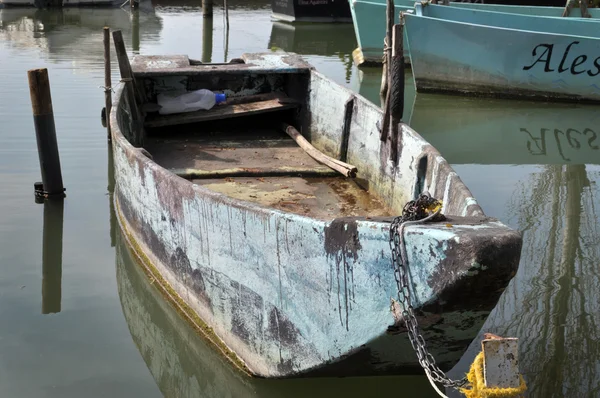 Barco de pesca —  Fotos de Stock