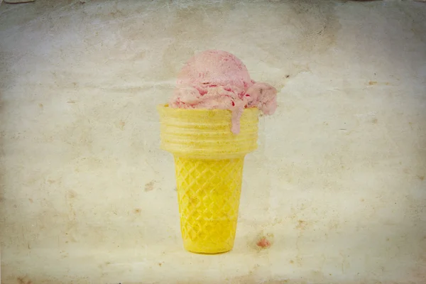 Helado sobre papel grunge — Foto de Stock