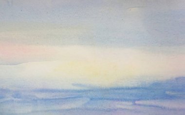 Açık mavi lekeli suluboya arkaplan. Soyut su, zarif mavi dokuya sahip modaya uygun minimal bir tarzda. Suluboya vintage dokusu 