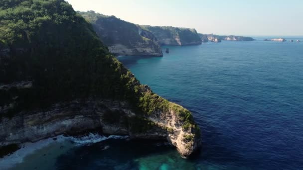 Luchtopname Van Rotsachtige Klif Kust Van Indische Oceaan Prachtige Natuur — Stockvideo
