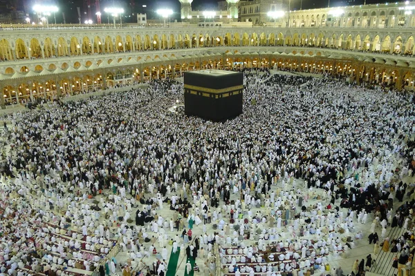 Musulmán dentro de Masjid Al-Haram Imagen De Stock