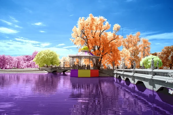 Infrared photo of colourful hut. — Stock Photo, Image