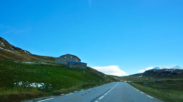 Швейцарія порожній дороги — стокове фото