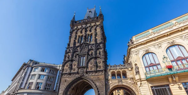 Днем Вид Пороховую Башню Праге Чехия — стоковое фото