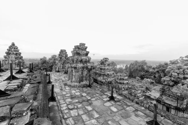 Dawn View Phnom Bakheng Angkor Wat Angkor Thom Siem Reap — стокове фото