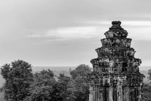 Misty Morning View Phnom Bakheng Angkor Wat Cambodge — Photo