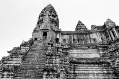 UNESCO miras sitesindeki siyah beyaz manzara Angkor Wat, Siem Reap, Kamboçya.