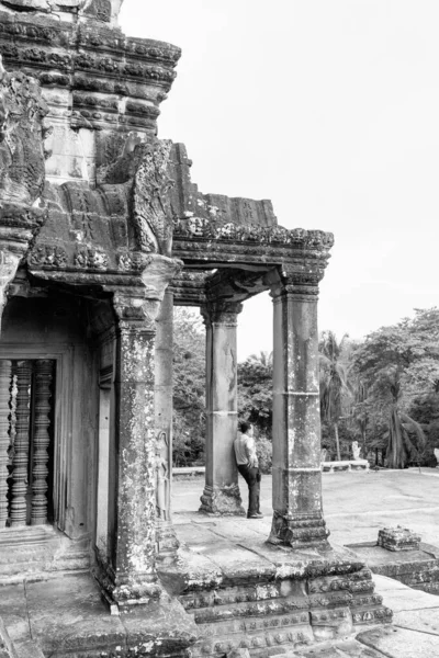 Intricate Doorway Unesco Heritage Site Angkor Wat Siem Reap Cambodia — Stock Photo, Image