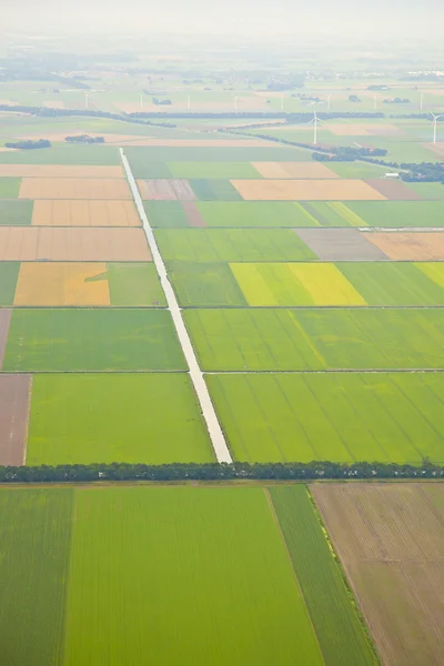 Los Países Bajos desde arriba. Vista aérea en el paisaje agrícola — Foto de Stock