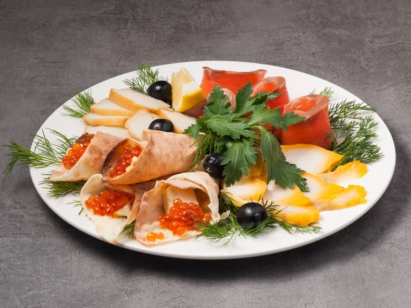 Tasty Assorted Fish Restaurant White Plate — Stock Photo, Image