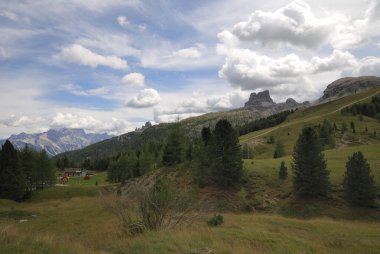 Dolomites dağ manzarası
