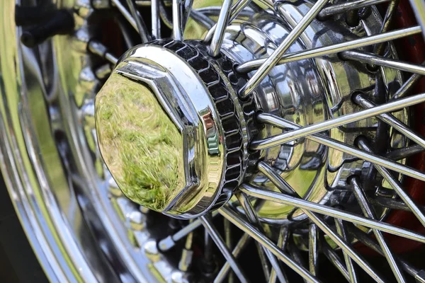 Vintage Car Wheel — Stock Photo, Image