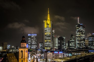 Frankfurt, gece