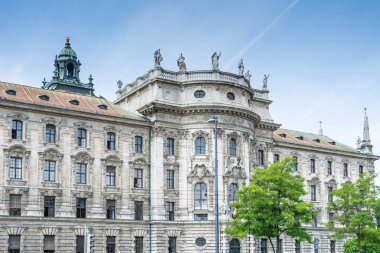 Münih 'teki Adalet Sarayı