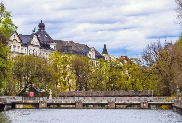 Krajobraz Monachium Nad Rzeką Isar Bawaria Niemcy — Zdjęcie stockowe