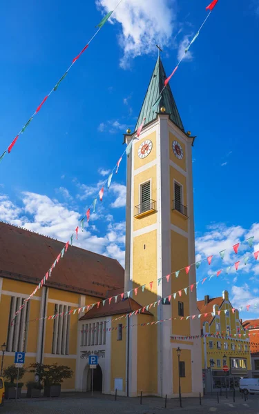 Историческая Церковь Города Майнбург Бавария Германия Районе Названием Халлертау — стоковое фото