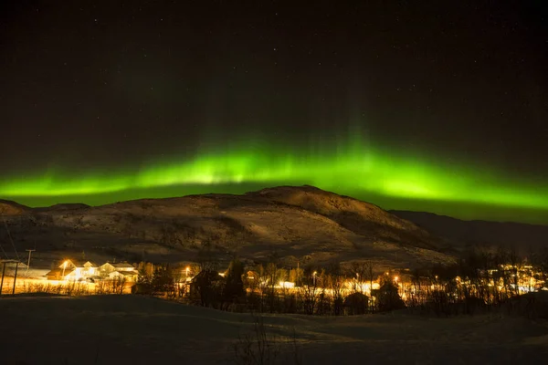 Grüne Nordische Lichter Polarlichter Erstfjordsbotn Kvaloya Tromso Norwegen Mit Bergen — Stockfoto