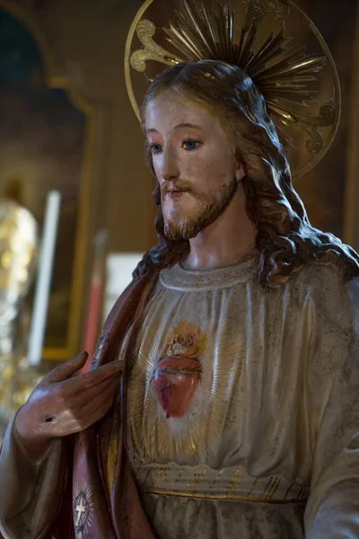 Antica Statua Gesù Cristo Buon Pastore Con Buco Mano Che — Foto Stock
