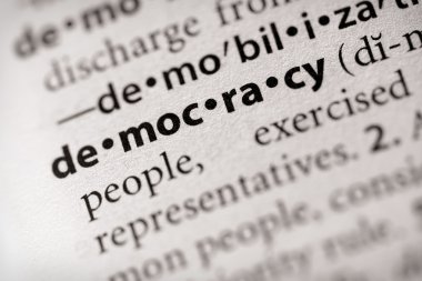 Sözlük serisi - siyaset: demokrasi
