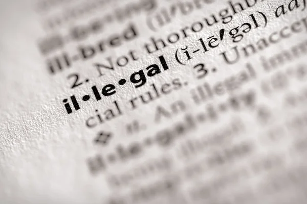 Série de dictionnaires - Droit : illégal — Photo