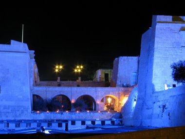 vittoriosa burç