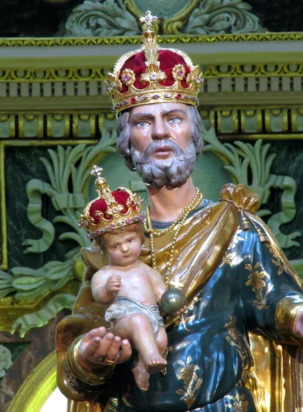 A Estátua Coroada de São José — Fotografia de Stock