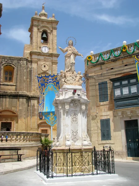 La Plaza de la Iglesia —  Fotos de Stock