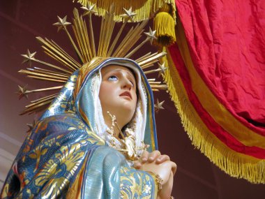 acılarını Our lady